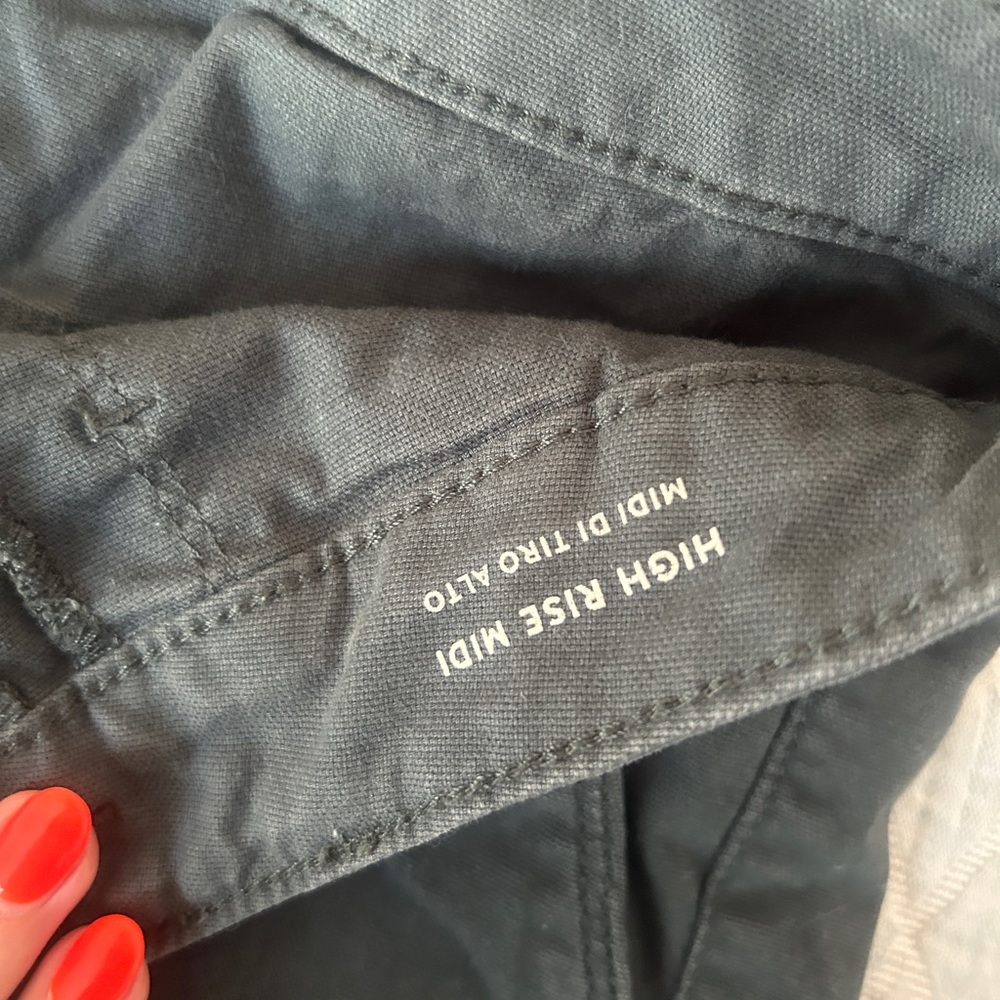 Universal Thread Green Utility Shorts - Picture 5 of 5